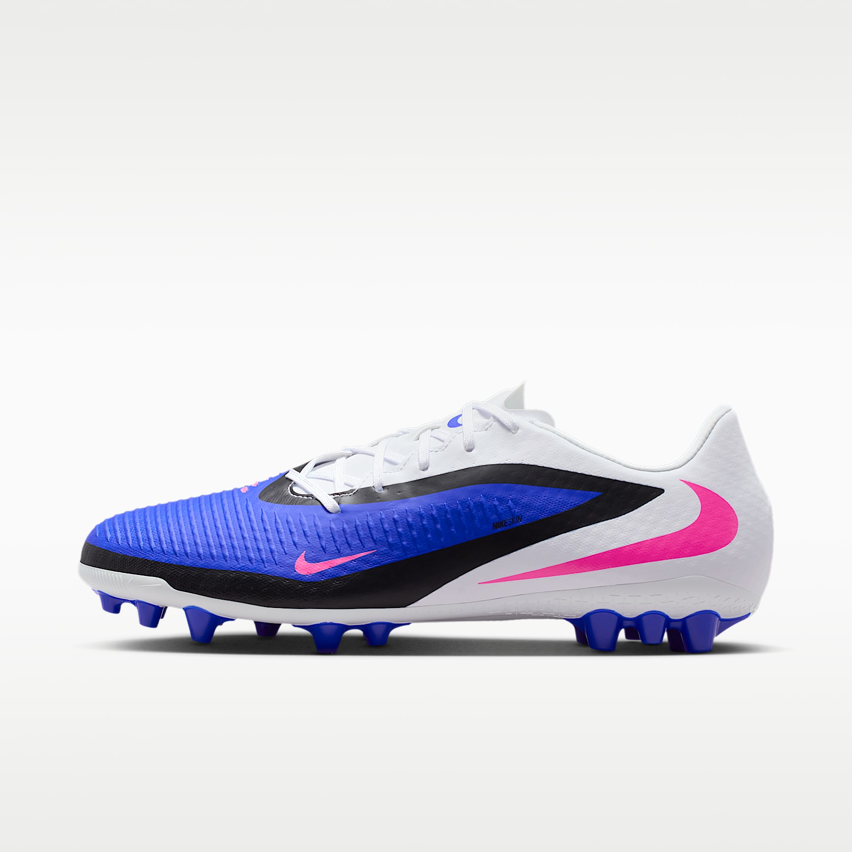 Nike Phantom 6 Low Academy Artificial-Grass Football Boot. Nike SI